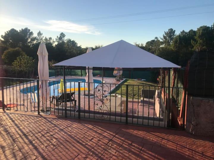 Alojamiento Entero Con Piscina Y Jardin. Ourense Exterior photo